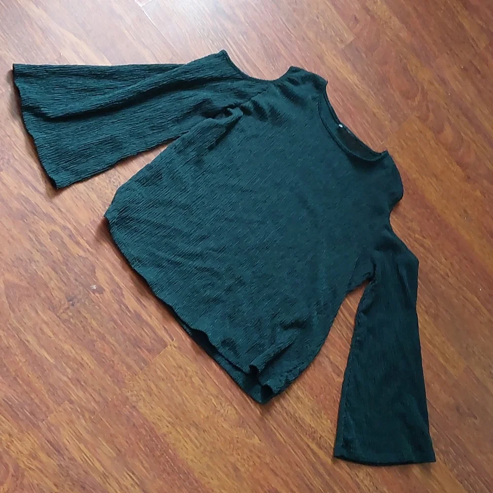 H&M top - Picture 2 of 6